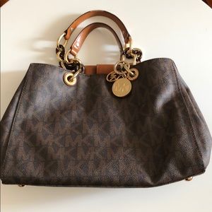 Michael Kors MK print bag
